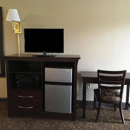 Americas Best Value Inn And Suites Грінвуд Екстер'єр фото