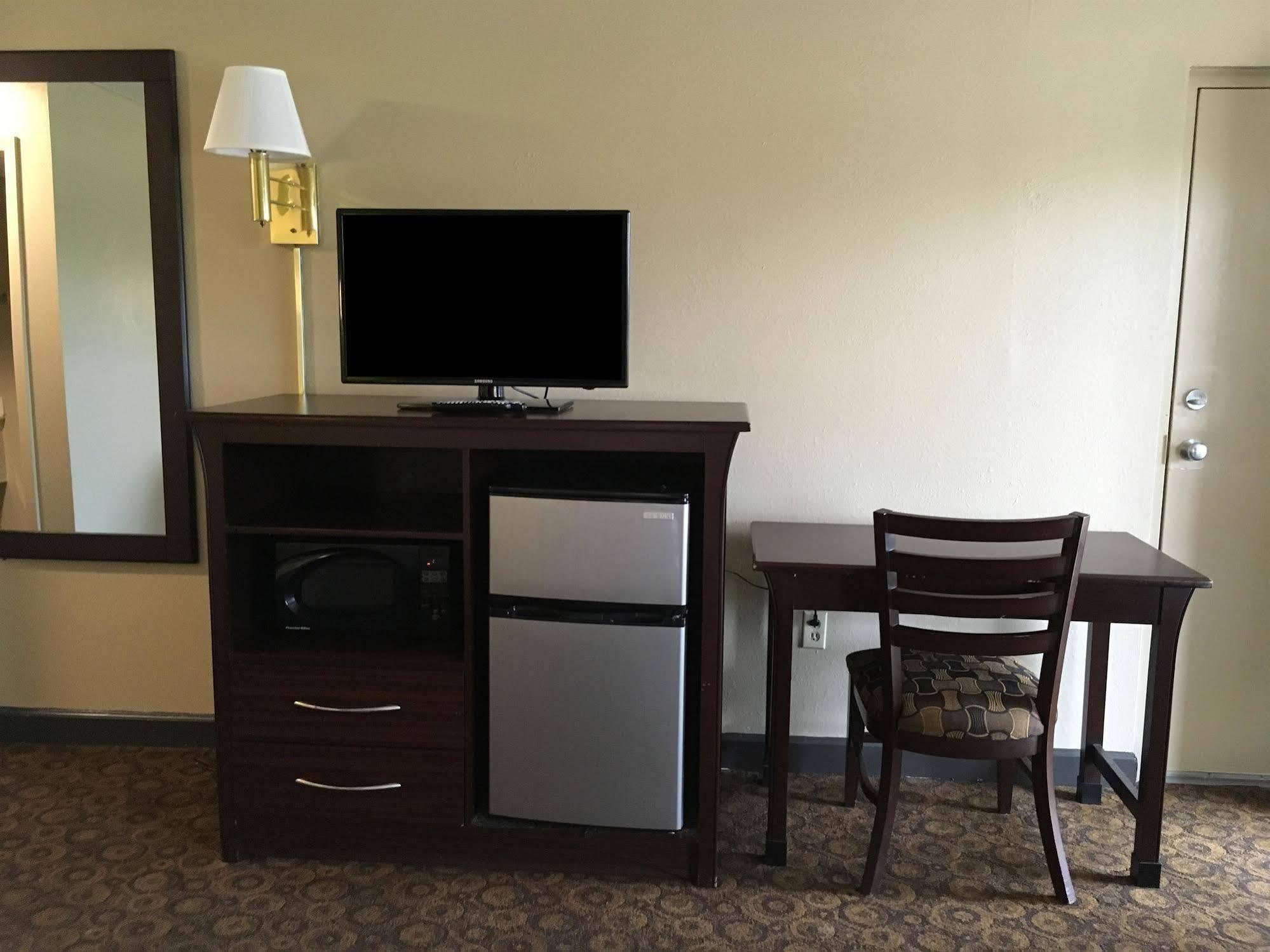 Americas Best Value Inn And Suites Грінвуд Екстер'єр фото